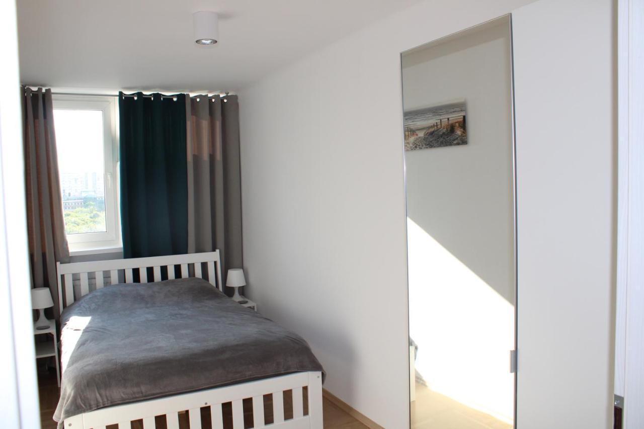 Strict Center Warsaw Comfortable Apartment, 10Th-Floor With Beautiful View On The Park And Skyscrapers, Free Wifi, Self Check-In/Out 外观 照片