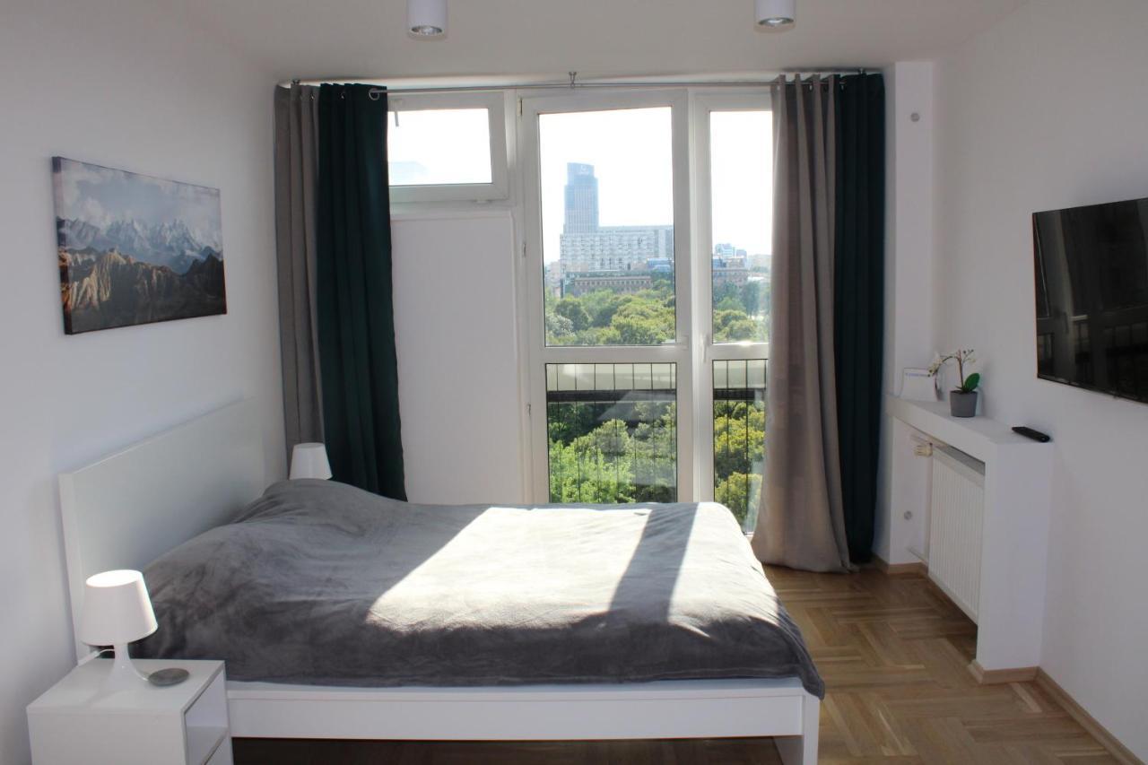 Strict Center Warsaw Comfortable Apartment, 10Th-Floor With Beautiful View On The Park And Skyscrapers, Free Wifi, Self Check-In/Out 外观 照片